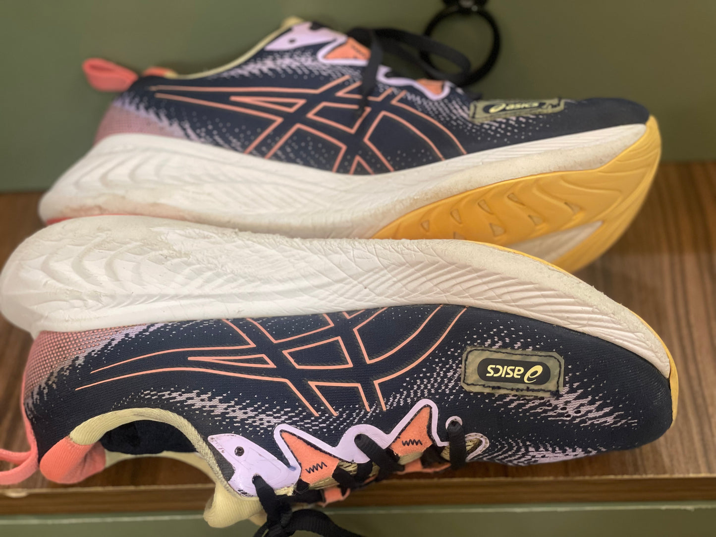 ASICS Gel Multi-Color | Preloved Running Shoes