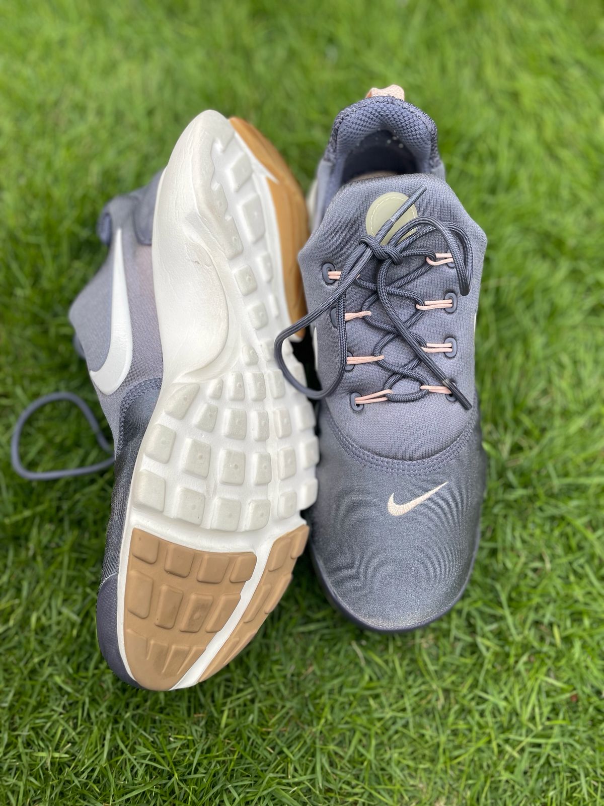 Nike Presto Fly Grey Peach | Preloved Running Shoes