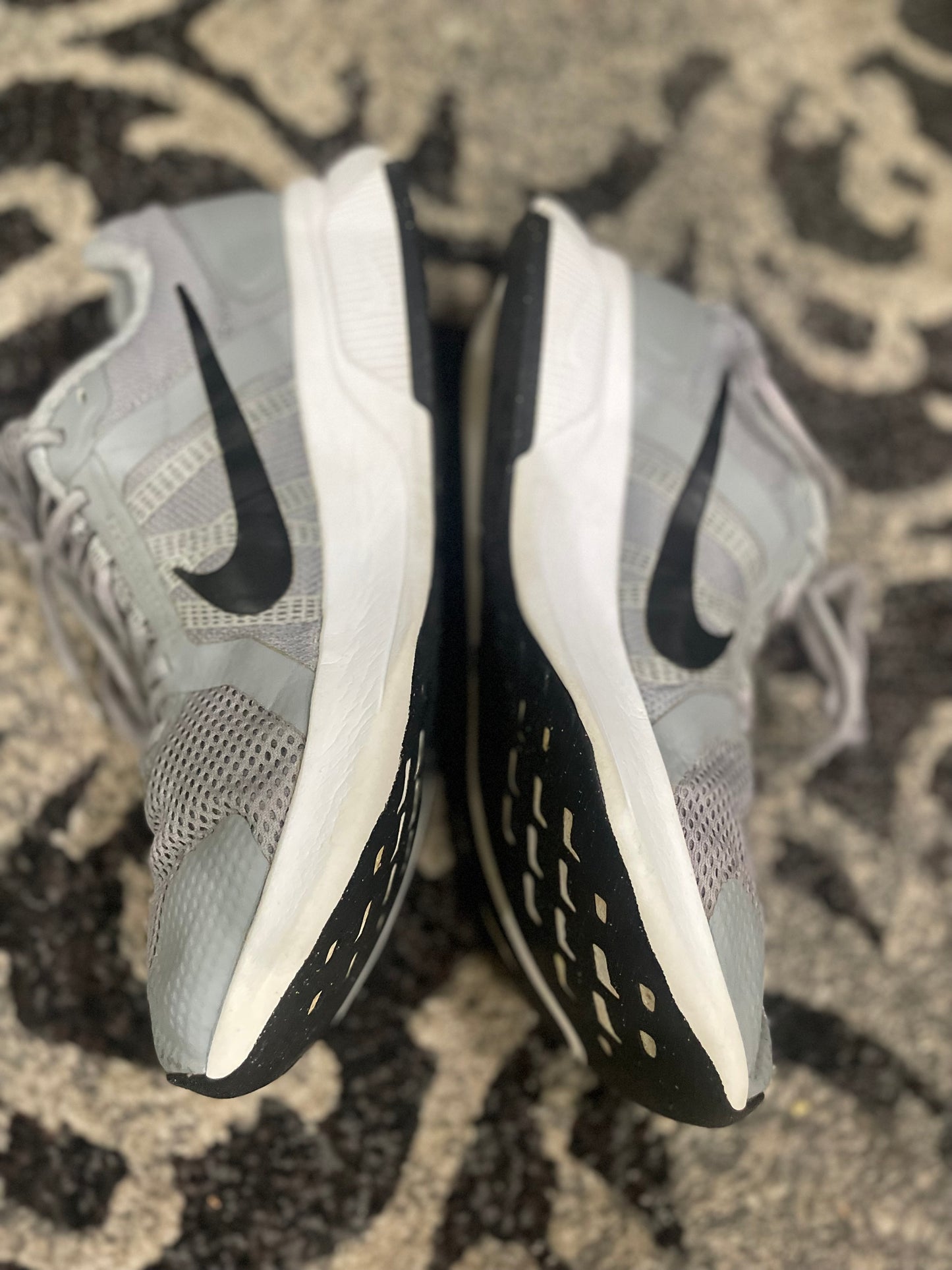 Nike Run Swift Grey White | Preloved Running Shoes