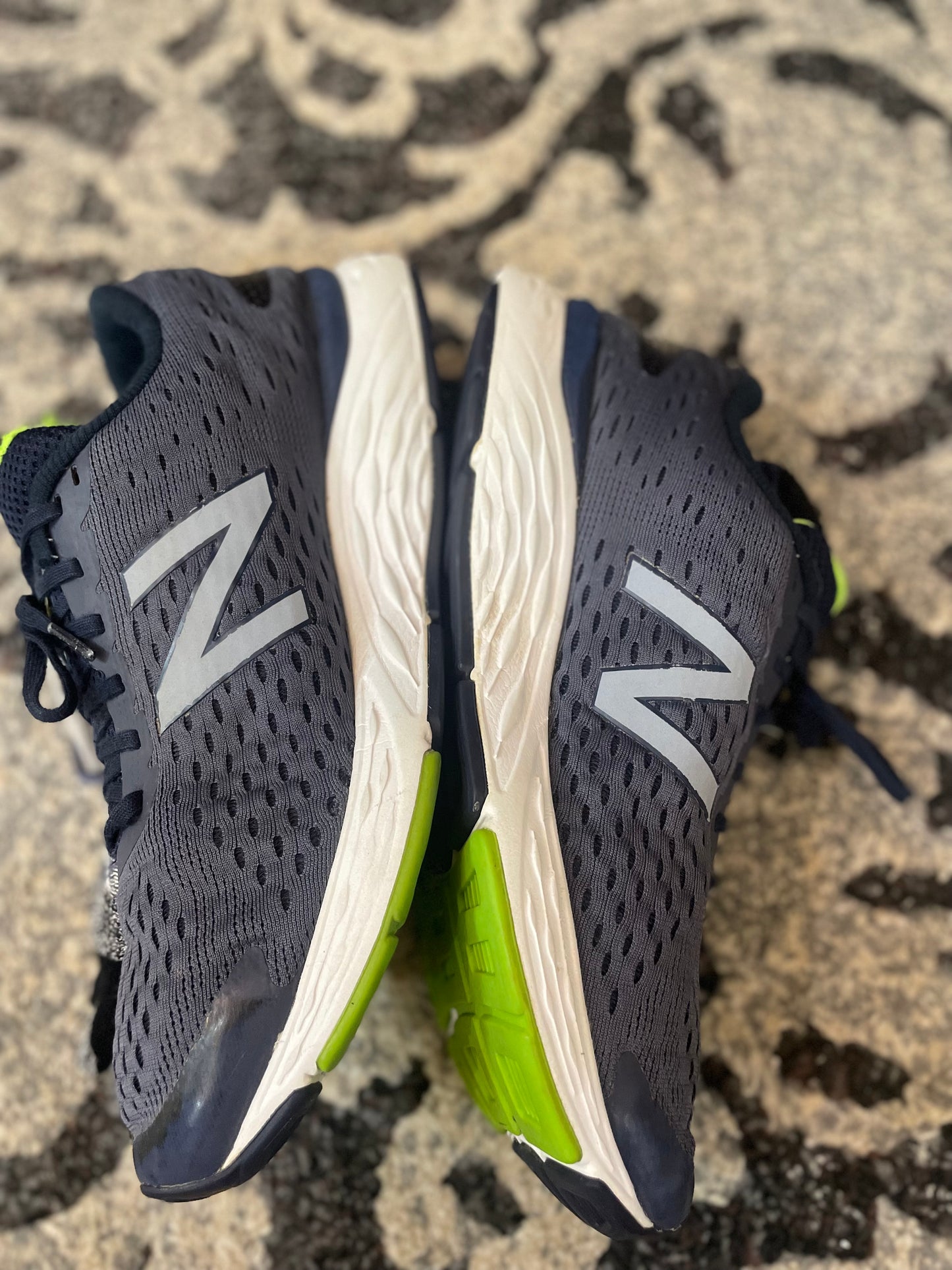 New Balance Dark Grey Neon Green | Preloved Running Shoes