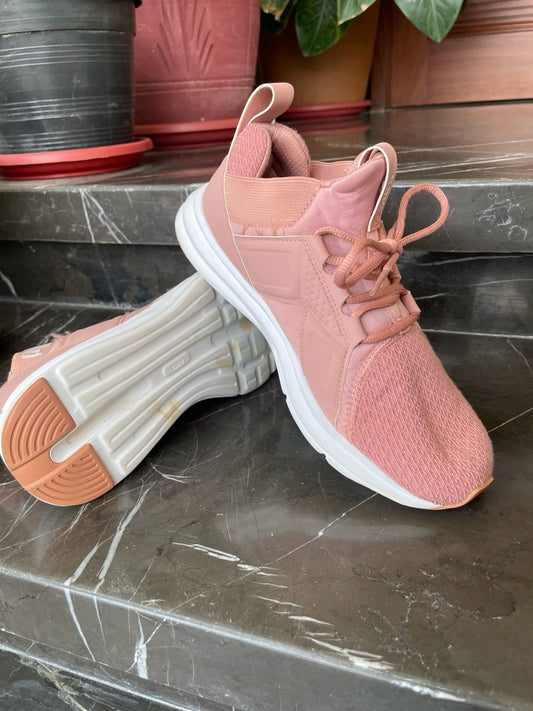 Elle Original Pink Running Shoes | Preloved
