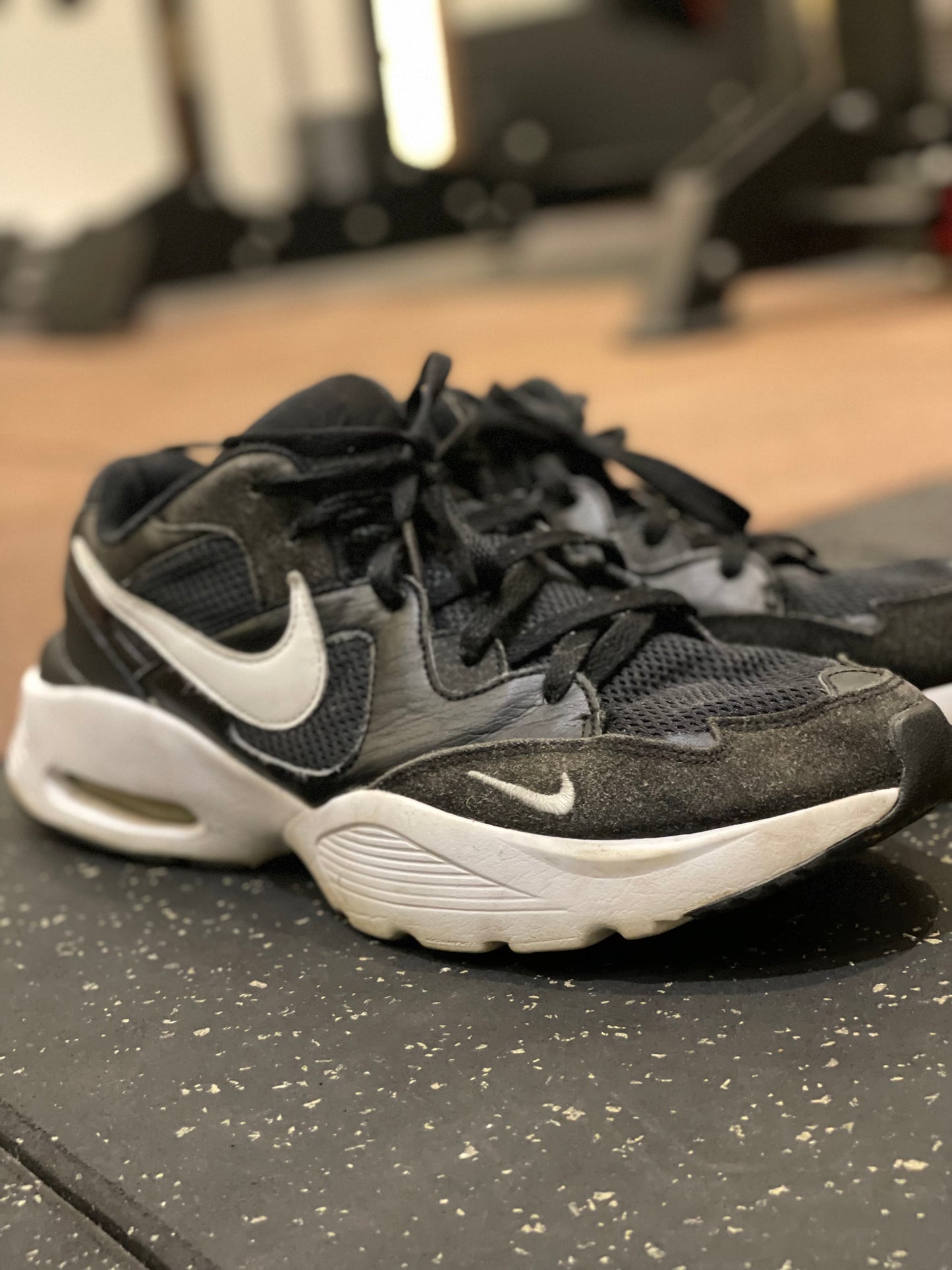Nike Air Max Black White | Preloved Casual Shoes