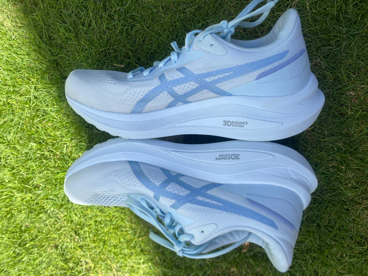 Pre-loved ASICS Light Blue Running Shoes | Excellent Condition