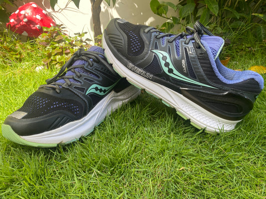 Saucony Everun ISO Black Purple Running Shoes